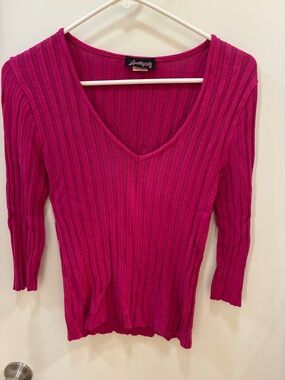 Spoiled Girl Ribbed V-Neck Sweater in Fuchsia Pink